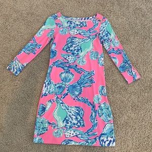 Brand new never worn Lilly Pulitzer stretch dress with button detail